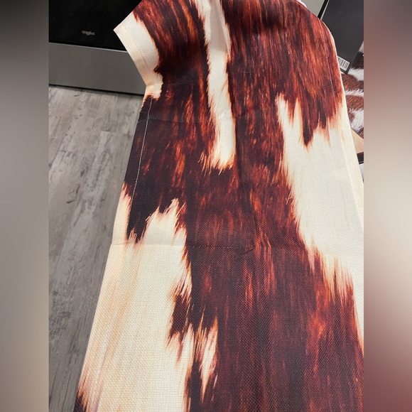 💥LAST CHANCE 💥13x70 cowhide table runner - Picture 5 of 6